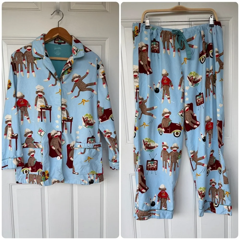 •Nick & Nora• Sock Monkey Pattern Pajama Set - Size Large - Picture 1 of 13